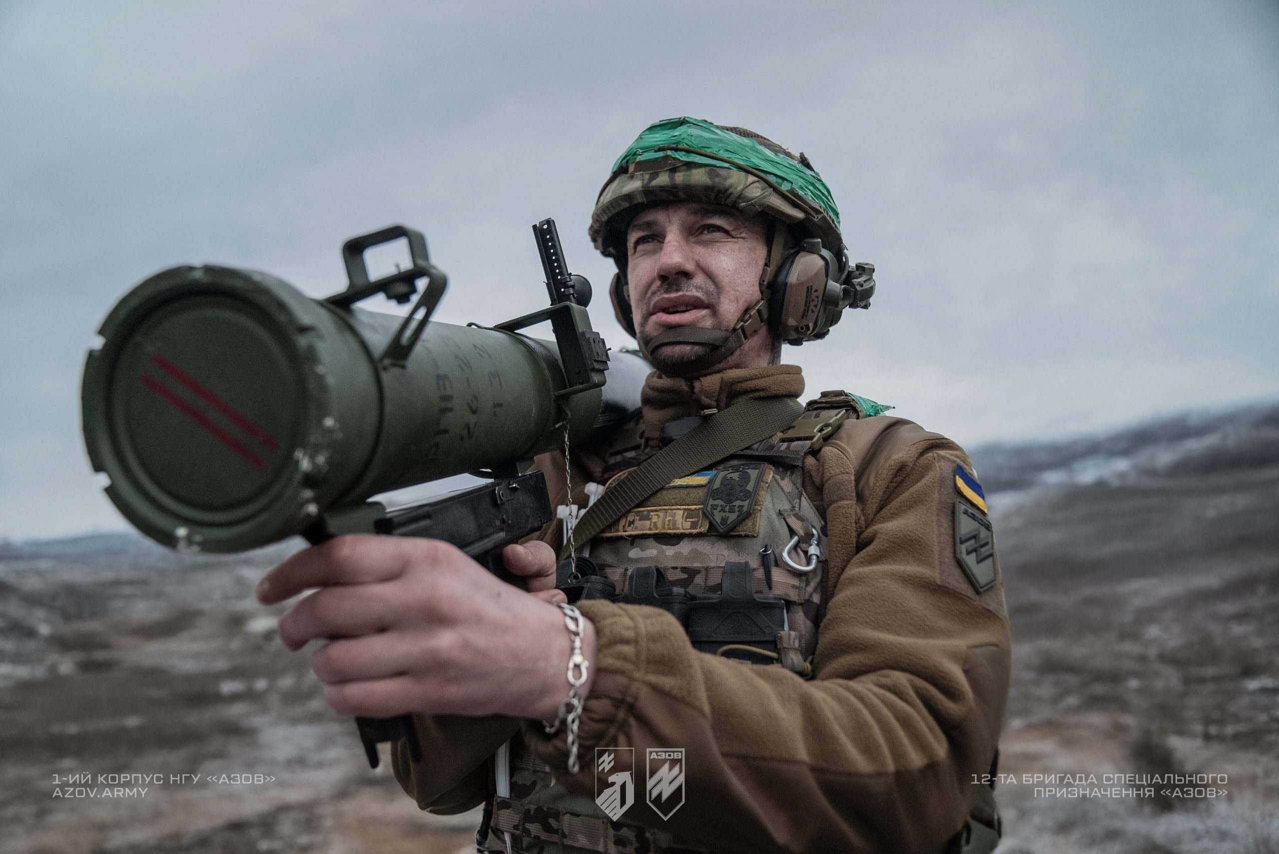На світлинах – тренування бійців вогнеметного взводу батальйону сил підтримки 12-ої бригади «Азов».