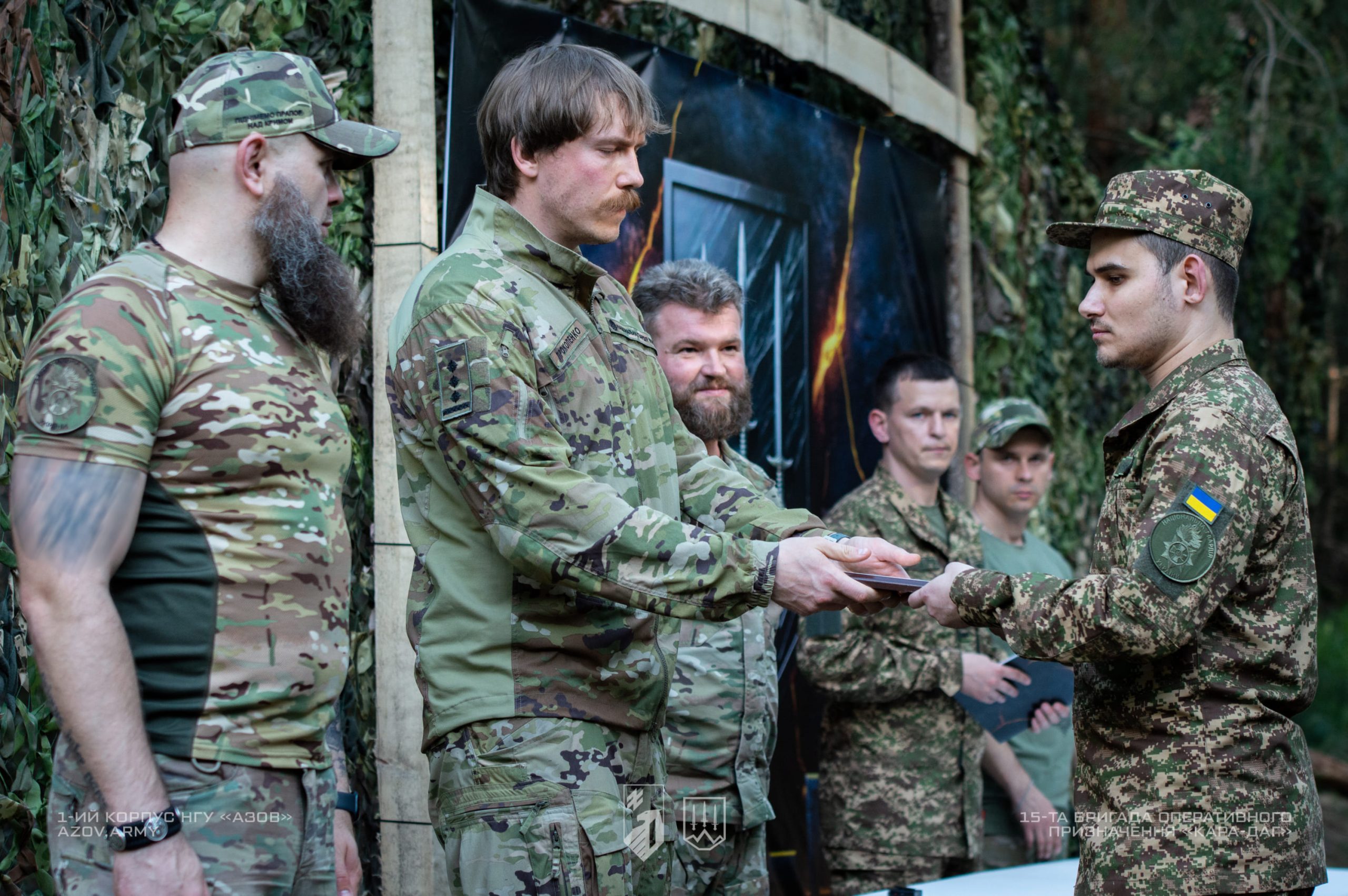 У день 31-річчя, командир 1-го корпусу Національної гвардії України «Азов», полковник Денис Прокопенко привітав 1-у Президентську бригаду «Буревій», 14-у бригаду «Червона Калина» і 15-у бригаду «Кара-Даг», а також спільно з командирами бригад вручив бійцям заслужені нагороди. Зокрема, вперше були вручені відзнаки 1-го корпусу НГУ «Азов».
