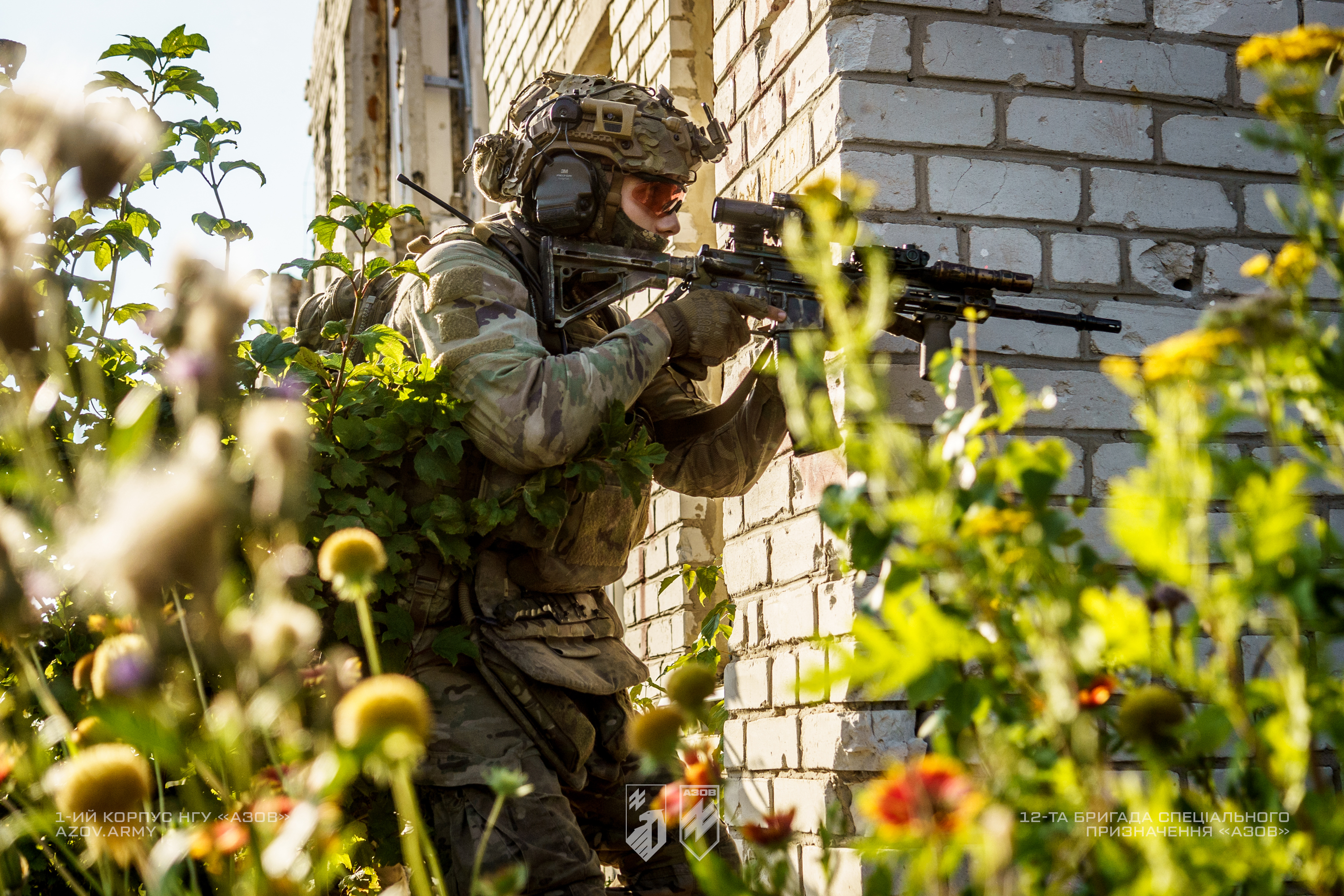 На світлинах – тренування 1-ї бойової групи загону розвідки спеціального призначення 12-ї бригади «Азов».