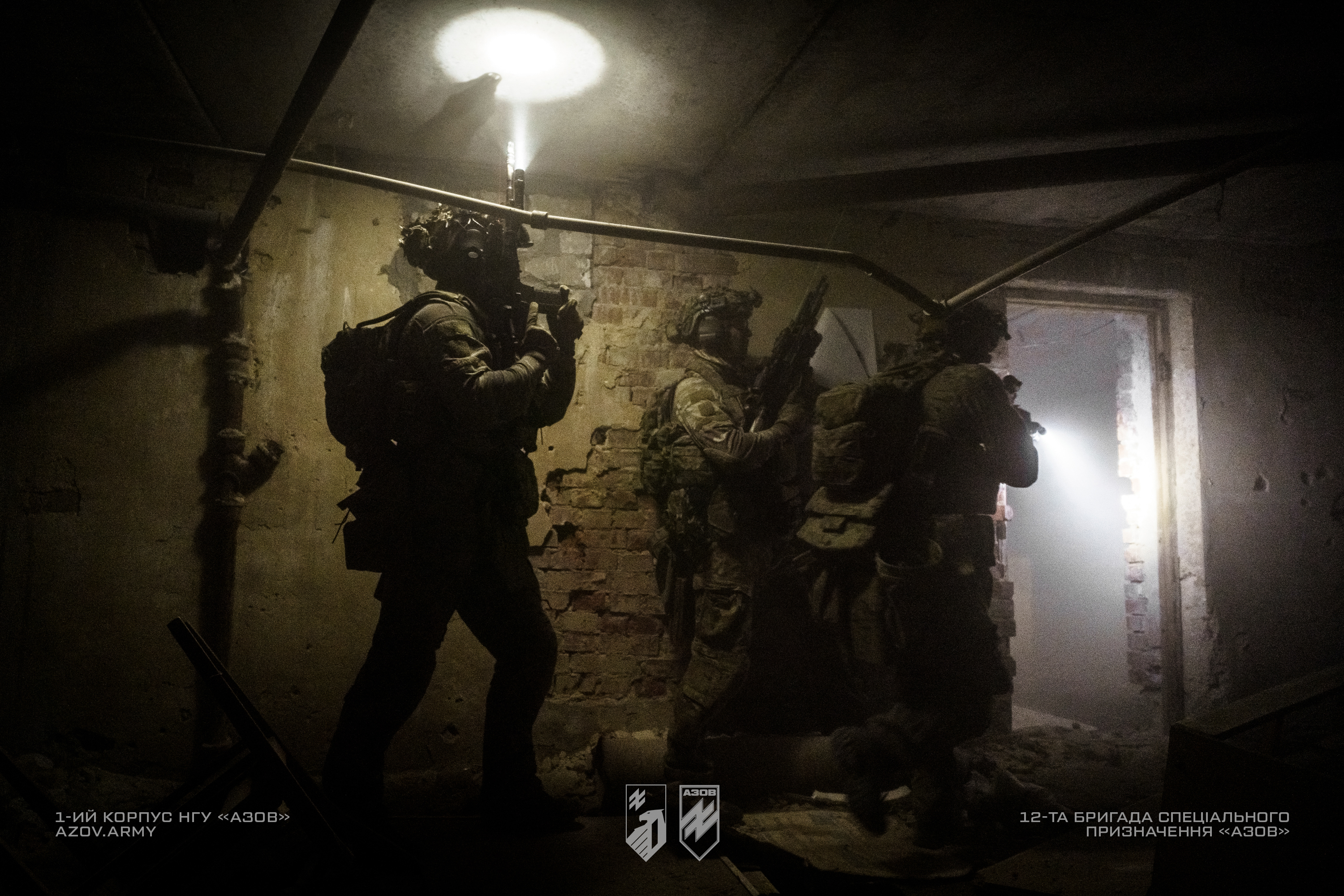 На світлинах – тренування 1-ї бойової групи загону розвідки спеціального призначення 12-ї бригади «Азов».