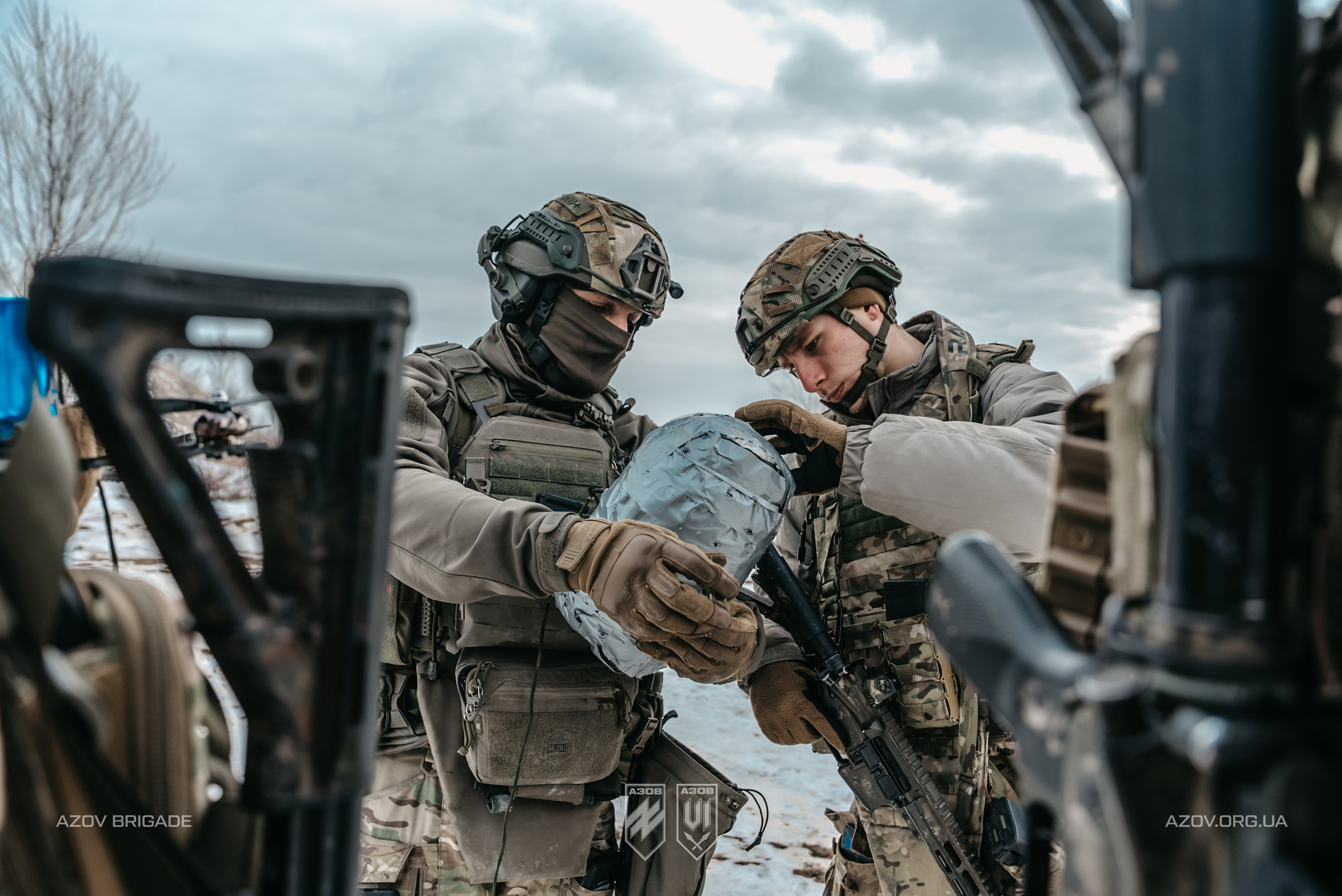 Військовослужбовці готуються для тренування