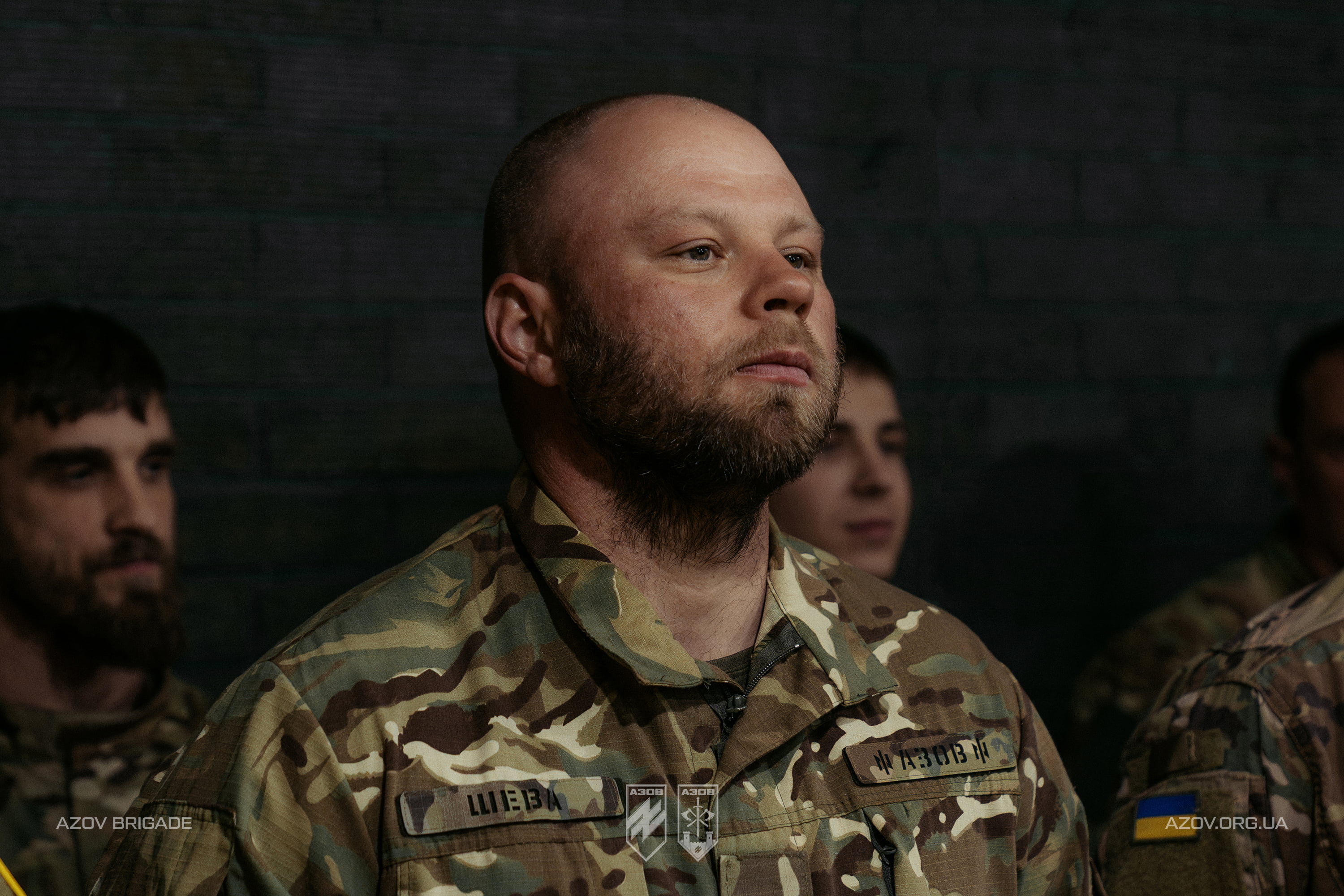 військовослужбовець 12-ї бригади «Азов» під час урочистого шикування