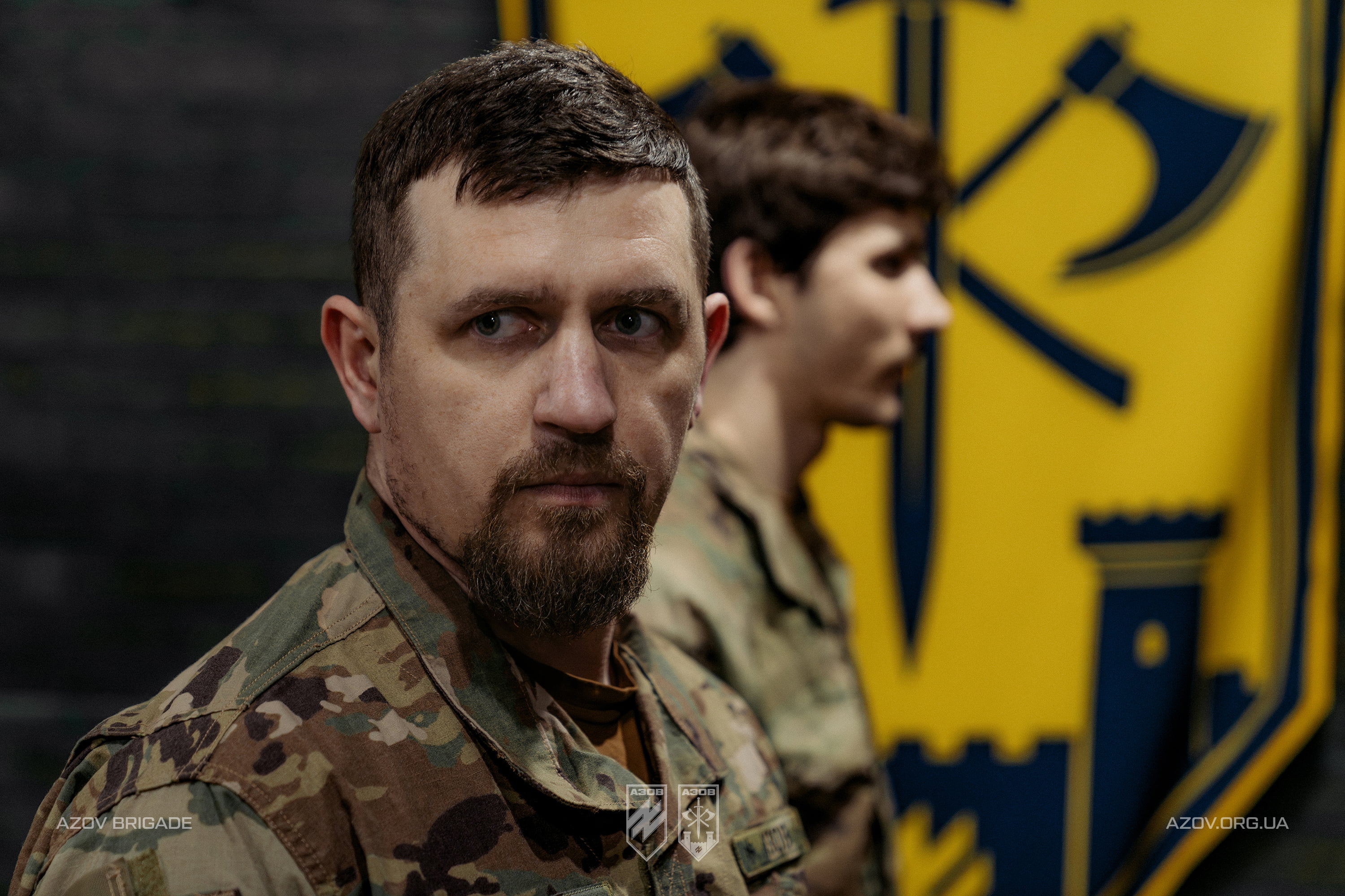 військовослужбовець 12-ї бригади «Азов» під час церемонії нагородження
