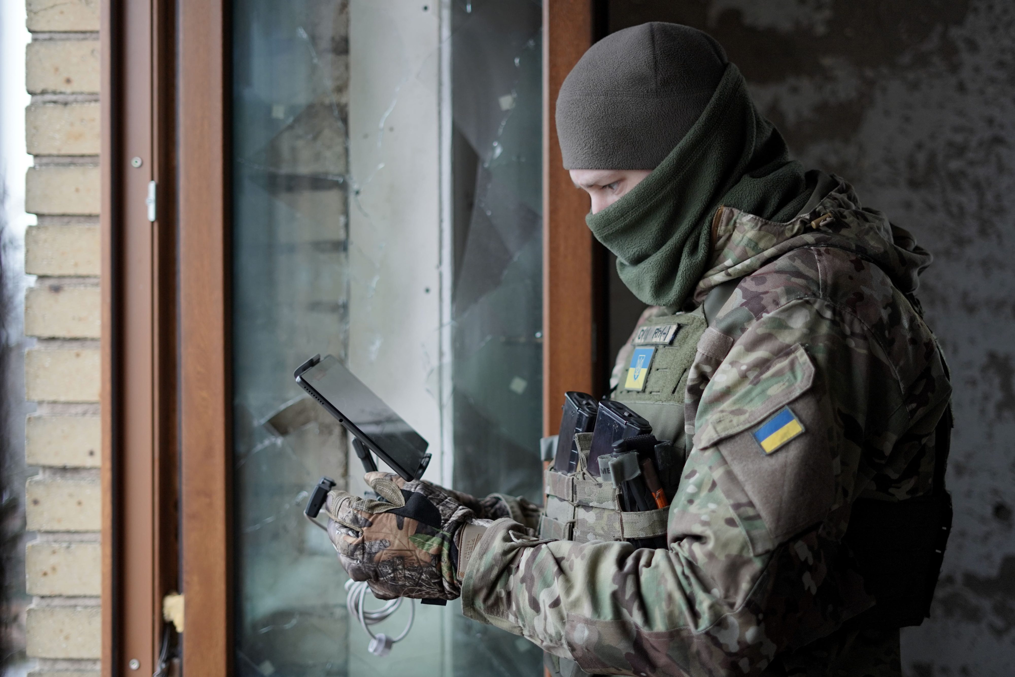 Вакансії за контрактом у 12 бригаді Азов