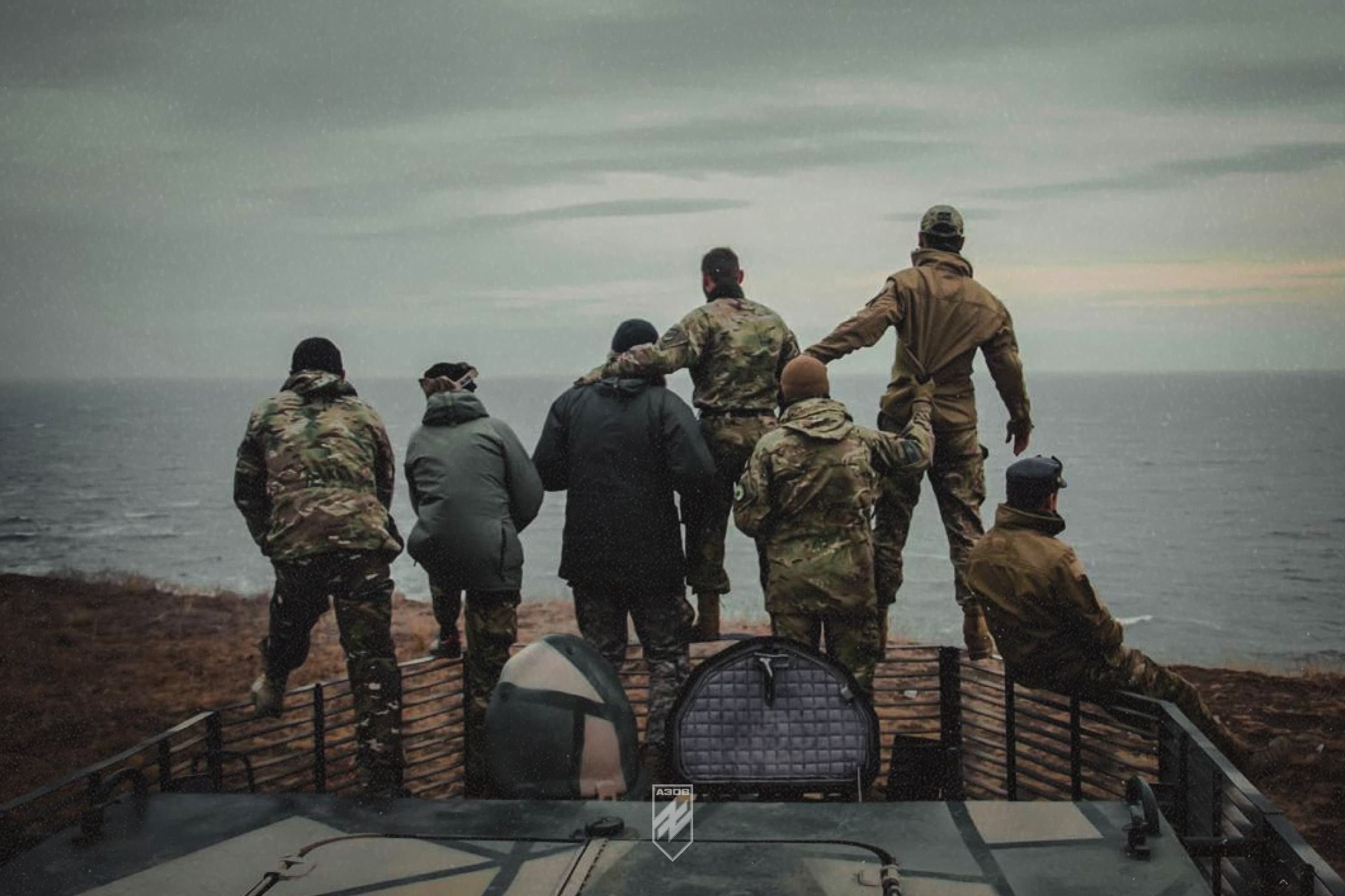 Бійці «Азову» на узбережжі
